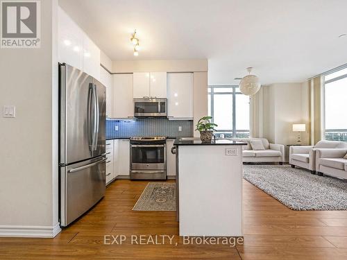 Ph9 - 1328 Birchmount Road, Toronto, ON - Indoor Photo Showing Kitchen With Stainless Steel Kitchen