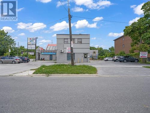 1295 Wyandotte Street, Windsor, ON 