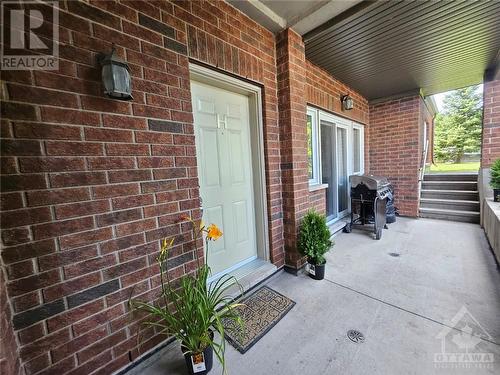 105 Fraser Fields Way Unit#H, Ottawa, ON - Outdoor With Exterior