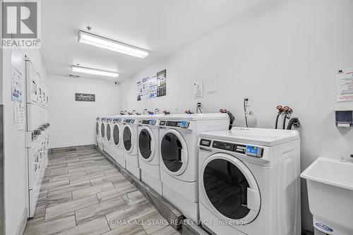 212 - 260 Davis Drive, Newmarket, ON - Indoor Photo Showing Laundry Room