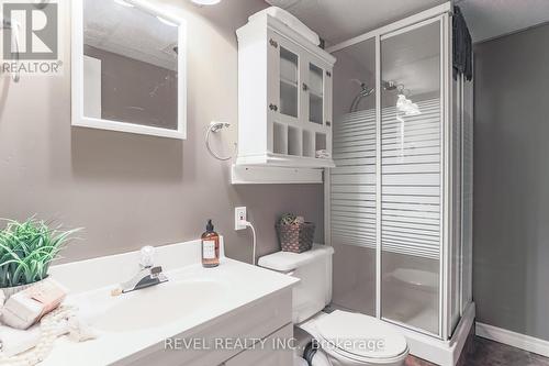 11 Trent View Road, Kawartha Lakes, ON - Indoor Photo Showing Bathroom