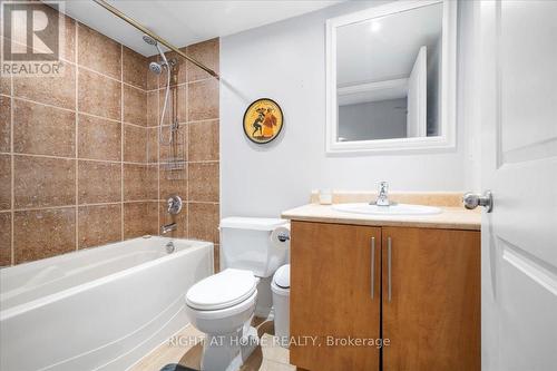 16H - 8 Rosebank Drive, Toronto (Malvern), ON - Indoor Photo Showing Bathroom