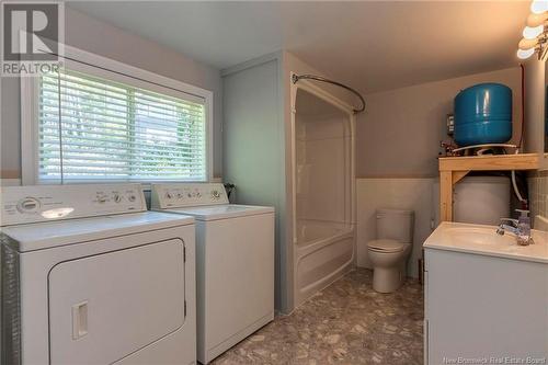 36 Maple Hill Lane, Saint John, NB - Indoor Photo Showing Laundry Room