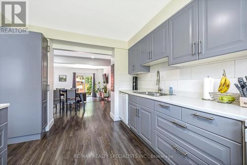 2 - 1294 Guelph Line, Burlington (Mountainside), ON - Indoor Photo Showing Kitchen With Double Sink