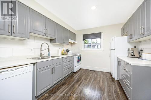 2 - 1294 Guelph Line, Burlington (Mountainside), ON - Indoor Photo Showing Kitchen With Double Sink