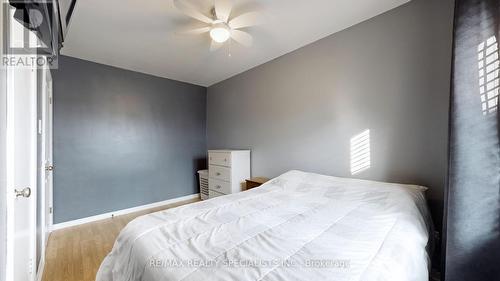 31 Brisco Street, Brampton (Brampton North), ON - Indoor Photo Showing Bedroom