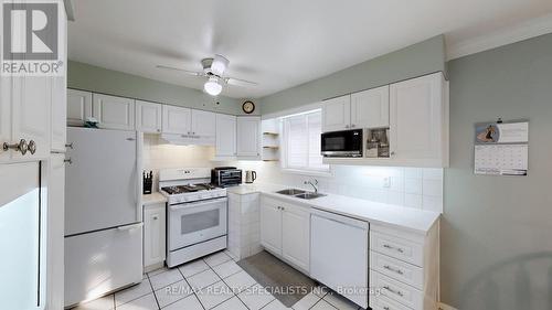 31 Brisco Street, Brampton, ON - Indoor Photo Showing Kitchen With Double Sink