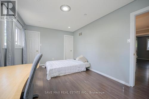 10 Stillwater Crescent N, Brampton (Bram West), ON - Indoor Photo Showing Bedroom