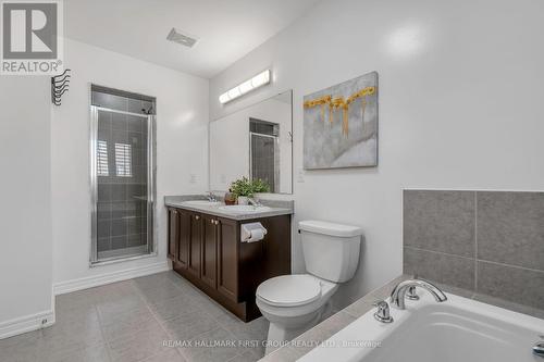 35 Crossbrooks Street, Markham (Cornell), ON - Indoor Photo Showing Bathroom