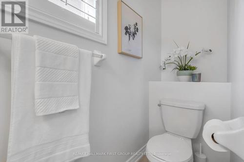 35 Crossbrooks Street, Markham (Cornell), ON - Indoor Photo Showing Bathroom