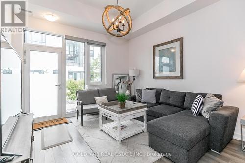 34 - 247 Broward Way, Innisfil, ON - Indoor Photo Showing Living Room