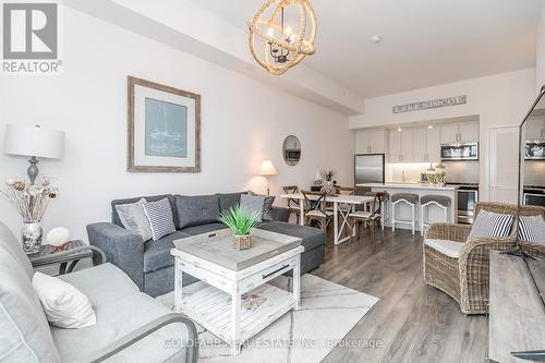 34 - 247 Broward Way, Innisfil, ON - Indoor Photo Showing Living Room