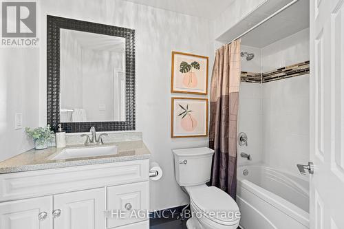 1097 Corrie Street, Innisfil (Alcona), ON - Indoor Photo Showing Bathroom