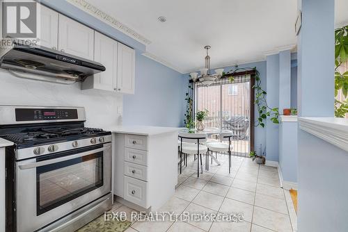 21 Spencer Drive, Brampton, ON - Indoor Photo Showing Kitchen