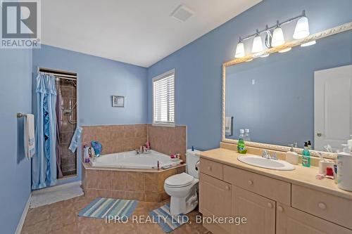 21 Spencer Drive, Brampton (Fletcher'S Meadow), ON - Indoor Photo Showing Bathroom