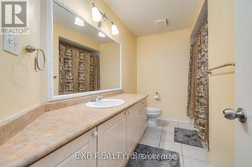 21 Spencer Drive, Brampton (Fletcher'S Meadow), ON - Indoor Photo Showing Bathroom