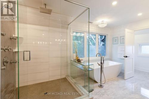 1285 Mineola Gardens, Mississauga (Mineola), ON - Indoor Photo Showing Bathroom