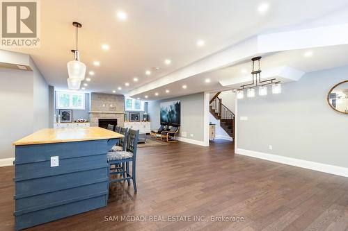 1285 Mineola Gardens, Mississauga (Mineola), ON - Indoor Photo Showing Kitchen