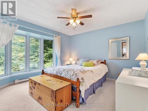 6 Lower Lane, Seguin, ON - Indoor Photo Showing Bedroom