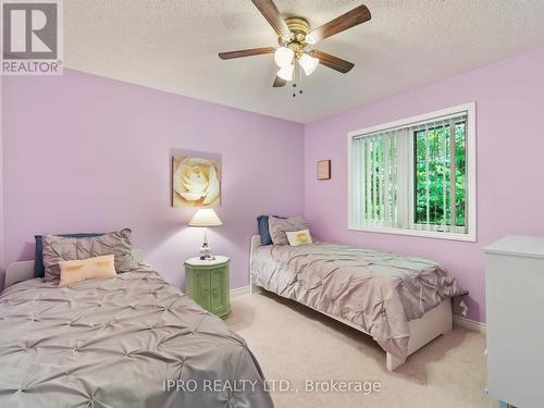 6 Lower Lane, Seguin, ON - Indoor Photo Showing Bedroom