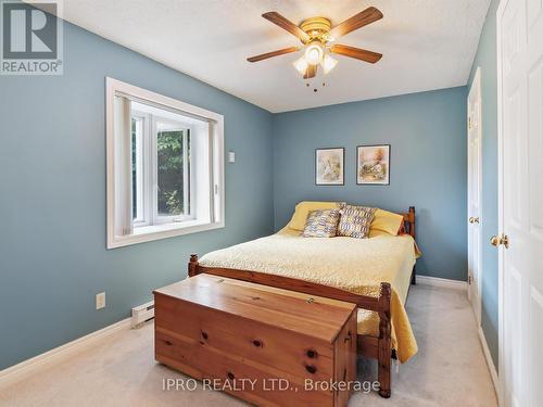 6 Lower Lane, Seguin, ON - Indoor Photo Showing Bedroom