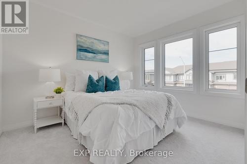 55 Freedom Crescent, Hamilton (Mount Hope), ON - Indoor Photo Showing Bedroom