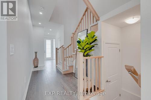 55 Freedom Crescent, Hamilton (Mount Hope), ON - Indoor Photo Showing Other Room