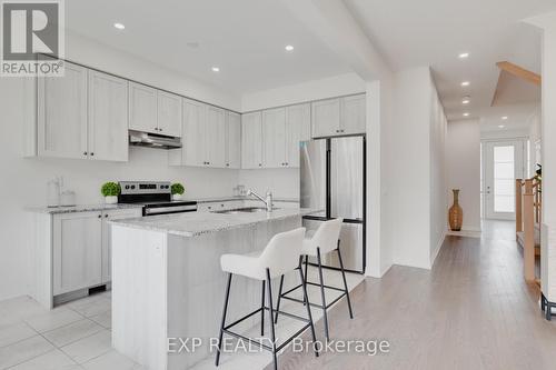 55 Freedom Crescent, Hamilton (Mount Hope), ON - Indoor Photo Showing Kitchen With Upgraded Kitchen