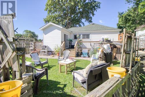 8 Sarah Street, Chatham-Kent (Thamesville), ON - Outdoor With Deck Patio Veranda With Exterior