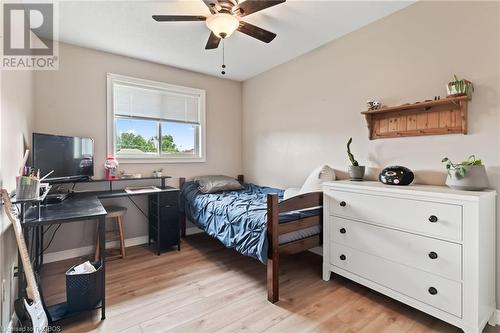 754 16Th Street, Hanover, ON - Indoor Photo Showing Bedroom