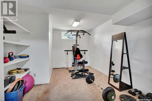 206 Frobisher Crescent, Saskatoon, SK - Indoor Photo Showing Gym Room