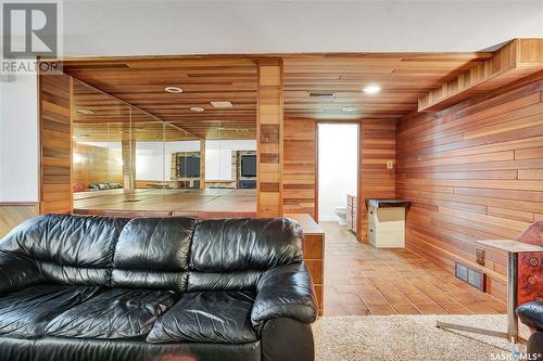 206 Frobisher Crescent, Saskatoon, SK - Indoor Photo Showing Living Room