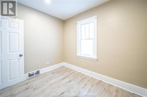 1060 Mckay, Windsor, ON - Indoor Photo Showing Other Room