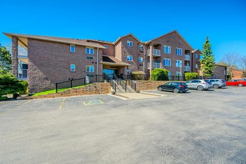 3050 Pinemeadow Drive|Unit #57, Burlington, ON - Outdoor With Balcony With Facade