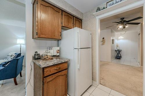 3050 Pinemeadow Drive|Unit #57, Burlington, ON - Indoor Photo Showing Kitchen