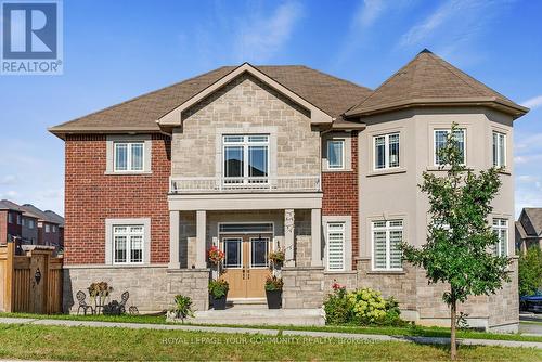 88 Mancini Crescent, Richmond Hill (Jefferson), ON - Outdoor With Facade