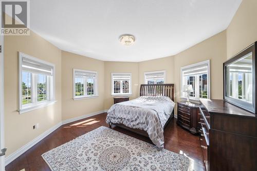 88 Mancini Crescent, Richmond Hill, ON - Indoor Photo Showing Bedroom