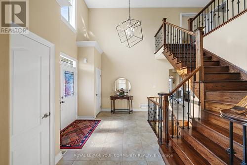 88 Mancini Crescent, Richmond Hill, ON - Indoor Photo Showing Other Room