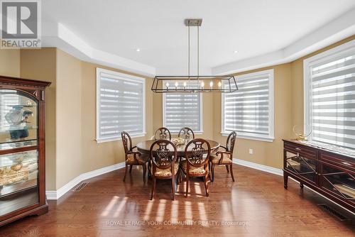 88 Mancini Crescent, Richmond Hill, ON - Indoor Photo Showing Dining Room