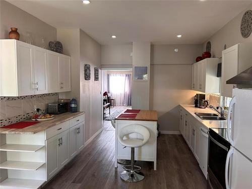 316 Hossack Avenue, Killarney, MB - Indoor Photo Showing Kitchen With Double Sink