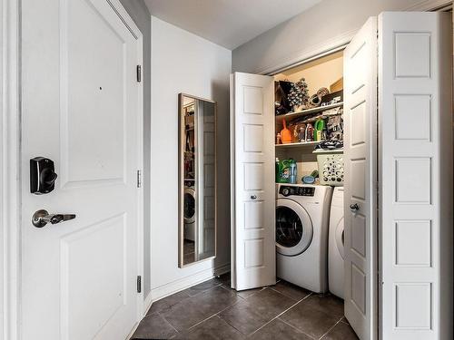 Salle de lavage - 7-8050 Rue De Londres, Brossard, QC - Indoor Photo Showing Laundry Room