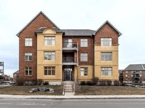 FaÃ§ade - 7-8050 Rue De Londres, Brossard, QC - Outdoor With Balcony With Facade