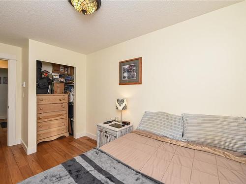 204-894 Island Hwy South, Campbell River, BC - Indoor Photo Showing Bedroom