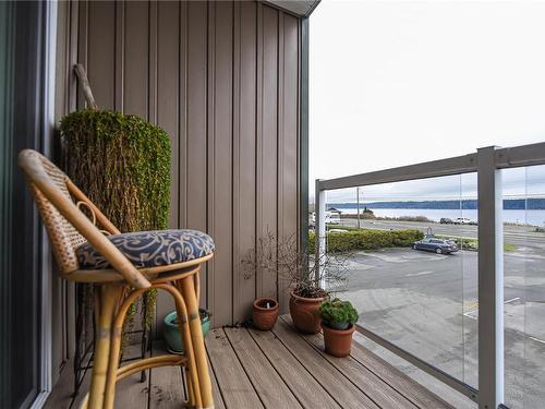 204-894 Island Hwy South, Campbell River, BC - Outdoor With Exterior