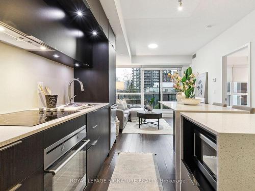 510-170 Sumach St, Toronto, ON - Indoor Photo Showing Kitchen With Upgraded Kitchen