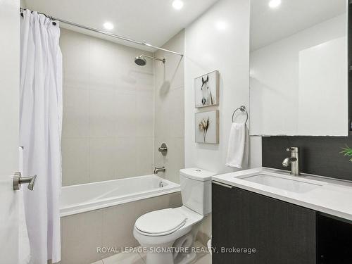 510-170 Sumach St, Toronto, ON - Indoor Photo Showing Bathroom