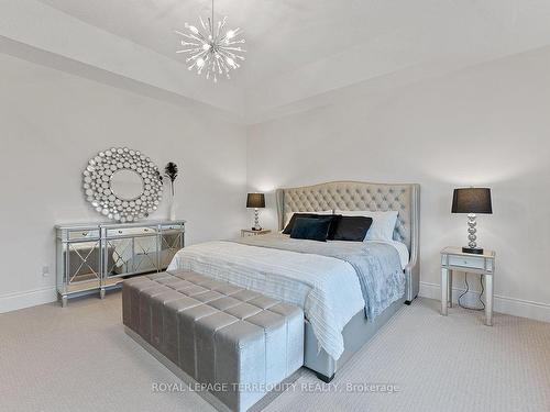 301 Chatfield Dr, Vaughan, ON - Indoor Photo Showing Bedroom