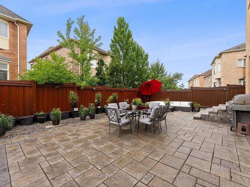 301 Chatfield Dr, Vaughan, ON - Outdoor