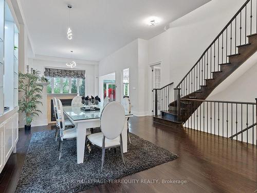 301 Chatfield Dr, Vaughan, ON - Indoor Photo Showing Dining Room