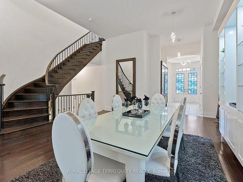 301 Chatfield Dr, Vaughan, ON - Indoor Photo Showing Dining Room